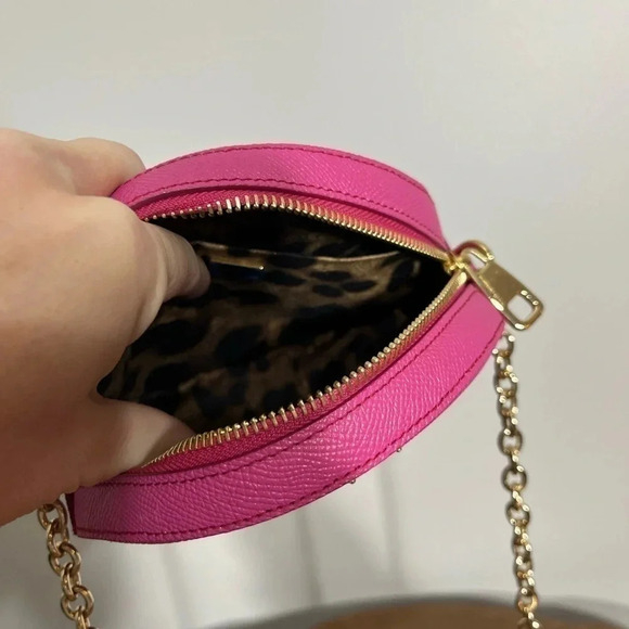 Beautiful! Dolce and Gabbana Small Pink Circle, Crossbody bag! - Picture 7 of 13